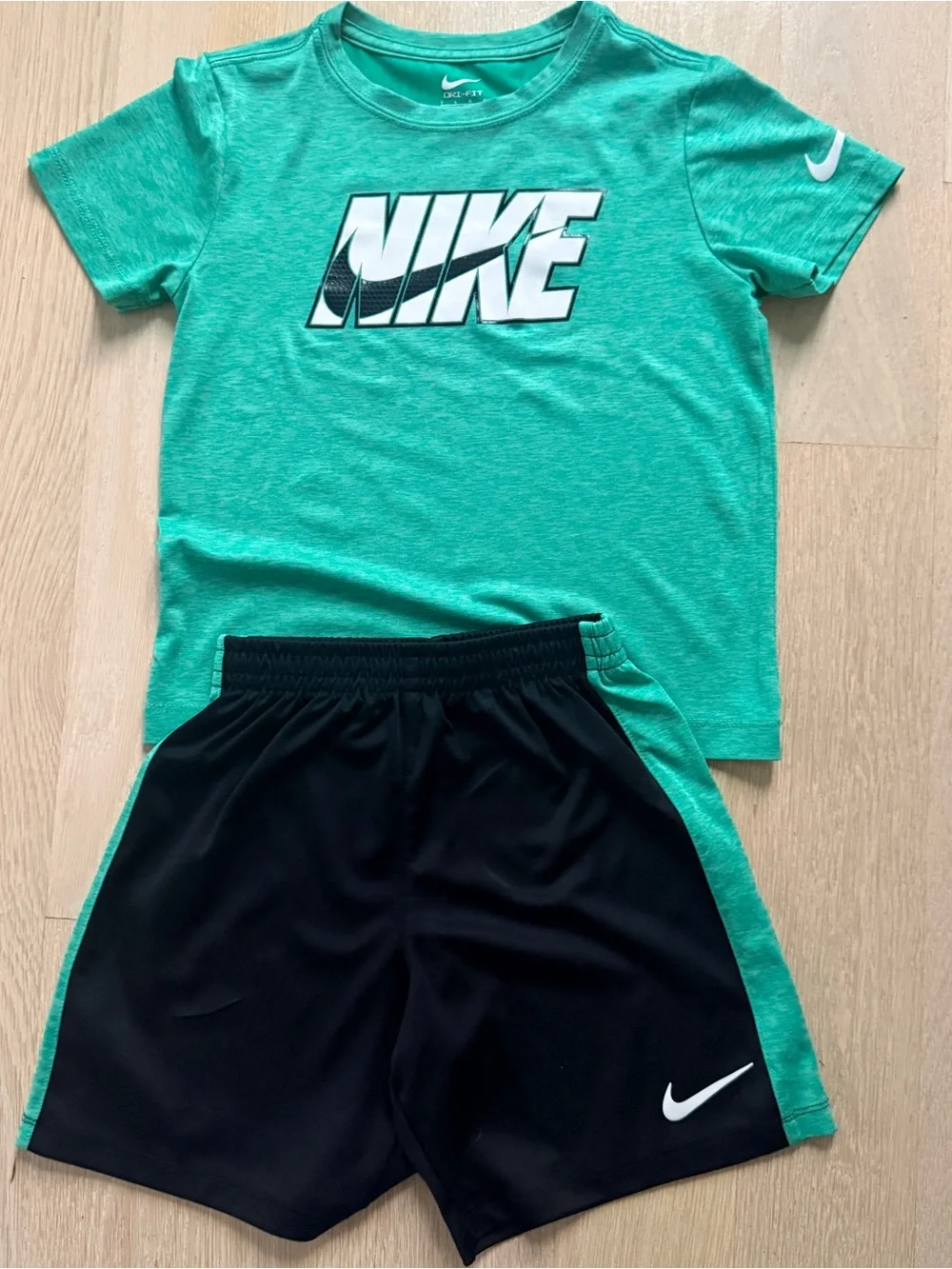 Nike Dri-Fit Green & Black Logo Tee and Shorts Set - size 7